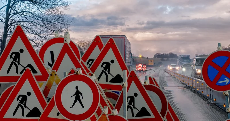 Faire des travaux sans arrêter la production : la signalisation temporaire