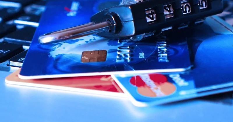 Recharger par carte bancaire : ce qu'il faut savoir