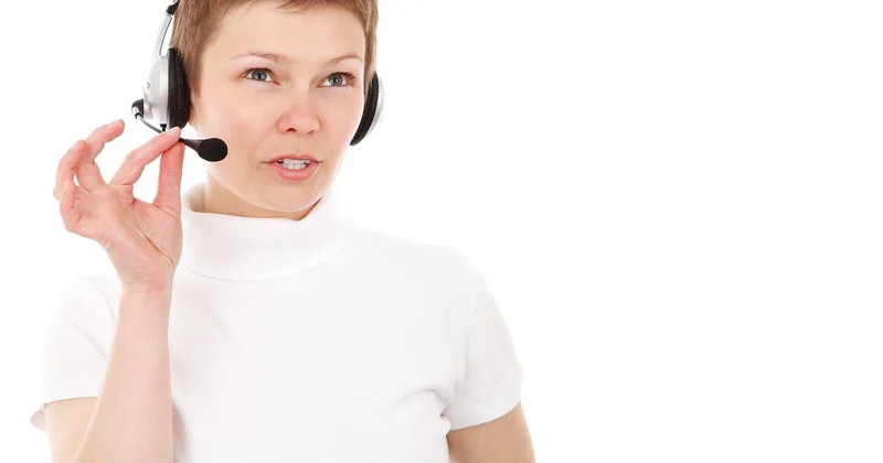 Comment joindre un conseiller ANTS au téléphone sans devenir fou ?