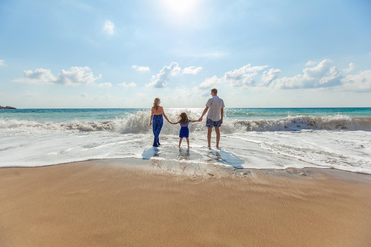 Comment obtenir une aide aux vacances familiales avec le CE Ergalis en 2025 ?