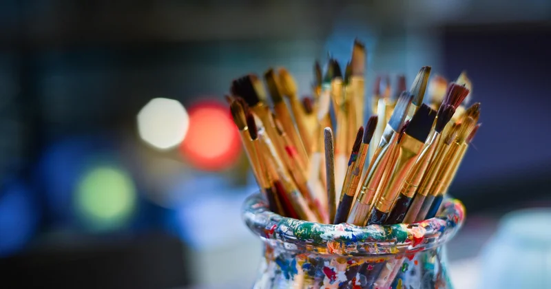Peinture, adhésif, panneau : quel matériau pour quel usage ?