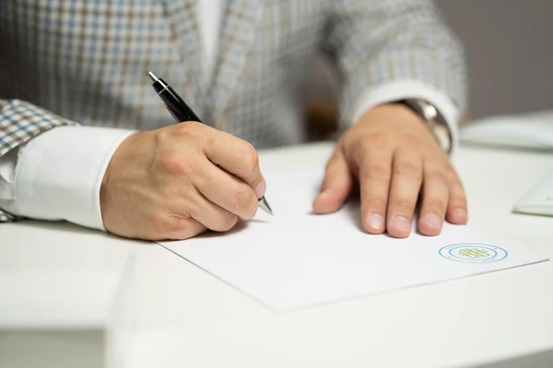 Résiliation et flexibilité : ce que les banques ne disent pas
