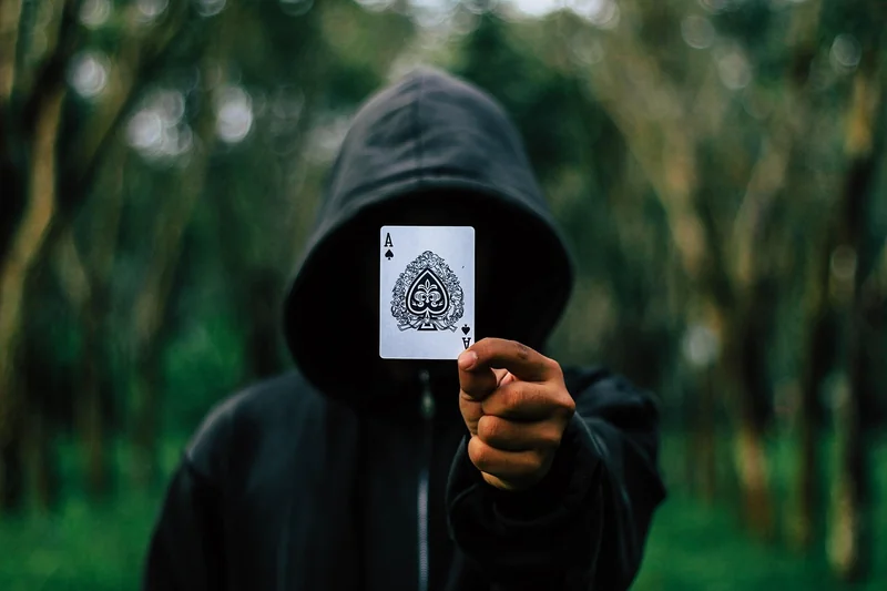 Est-il possible d’envoyer un SMS anonyme ? La réponse va vous surprendre