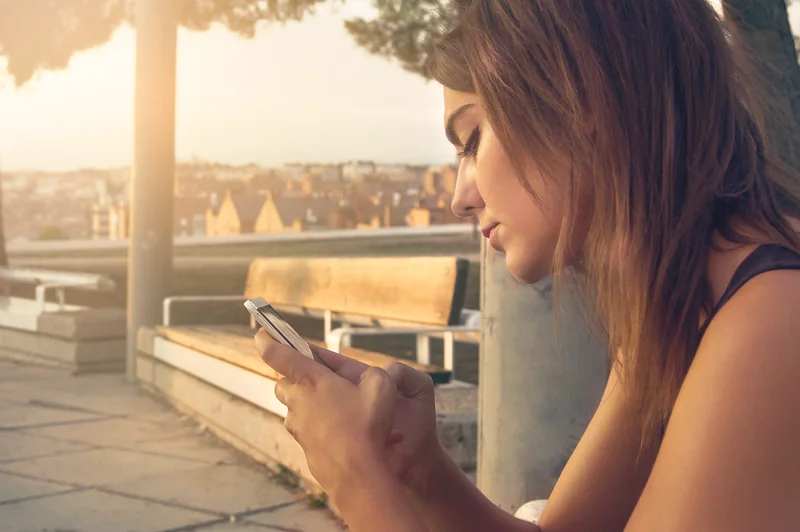 Comment envoyer plusieurs SMS en même temps ? Le guide que j’aurais aimé trouver